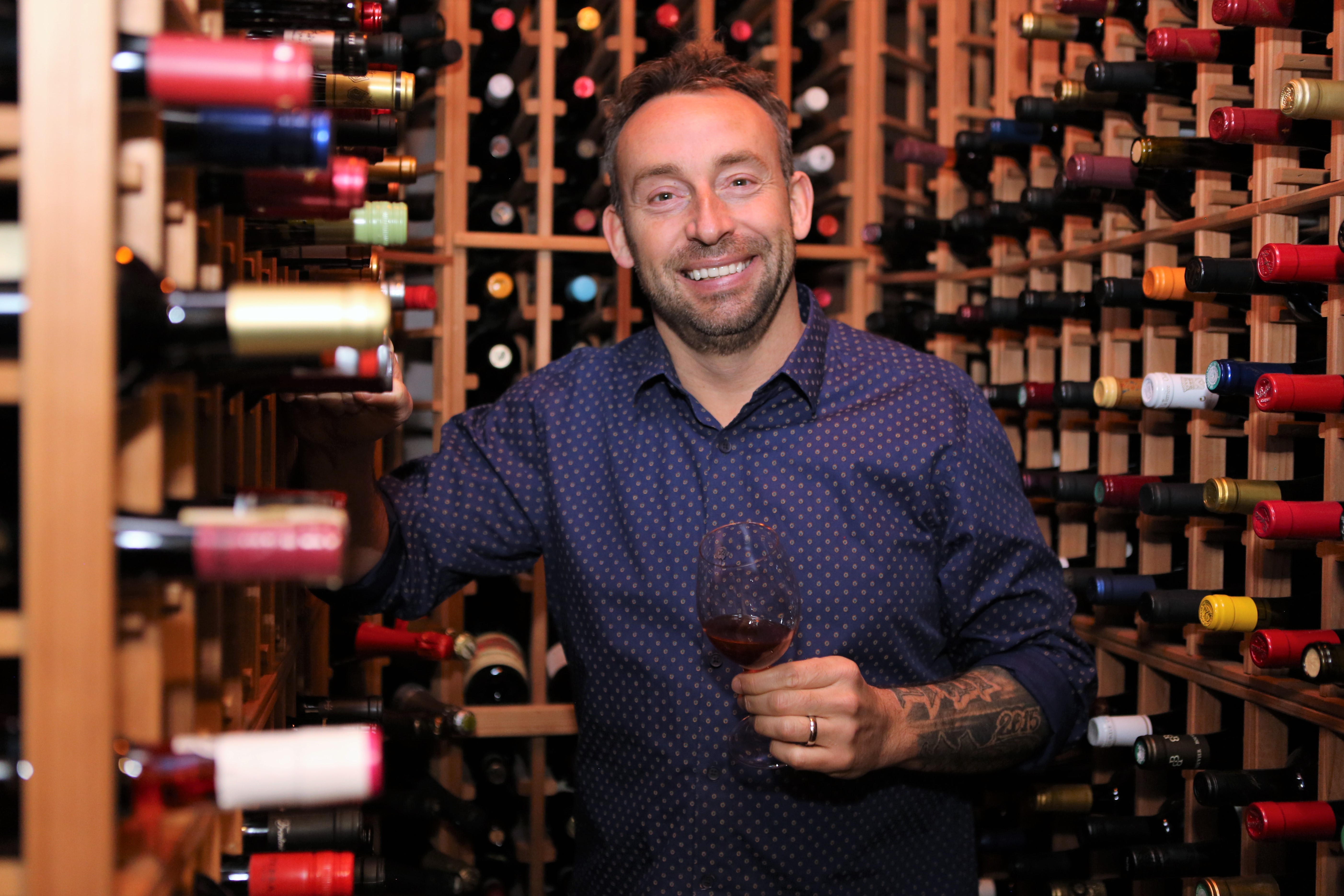 Lapeyrie Philippe 7J DD Lapeyrie Philippe 7J DD chouchou sommelier quebecers celebrates his